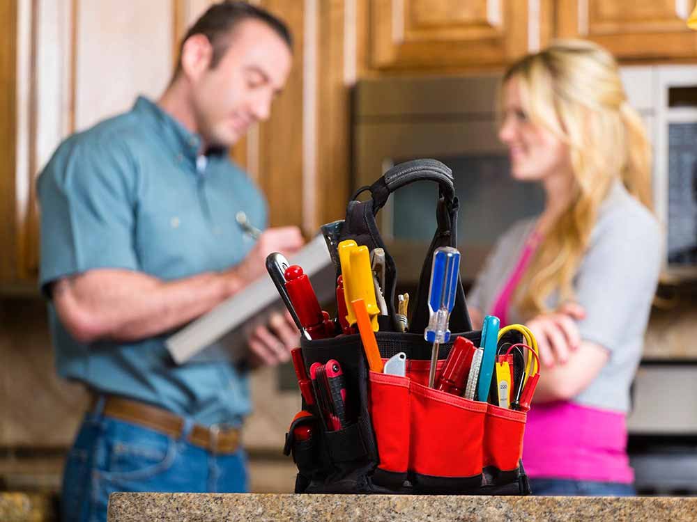 Hire Handyman Service: The Important In Maintaining Your Home Risk-Free