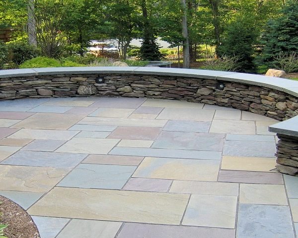 3 Reasons Why You Should Install Bluestone Pavers In Your Patio?
