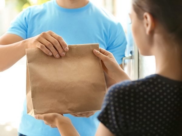 What Are The Advantages Of Food Delivery Services?