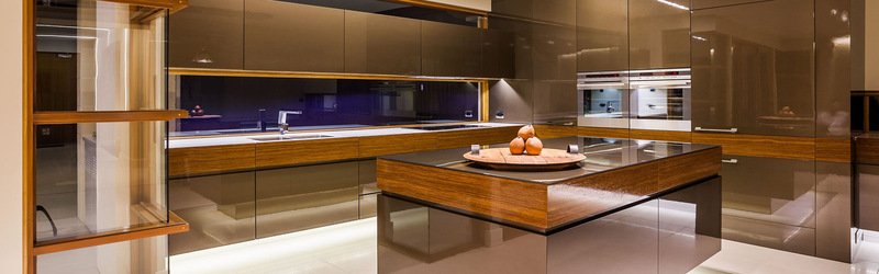Common mistakes to avoid while planning a kitchen renovation.