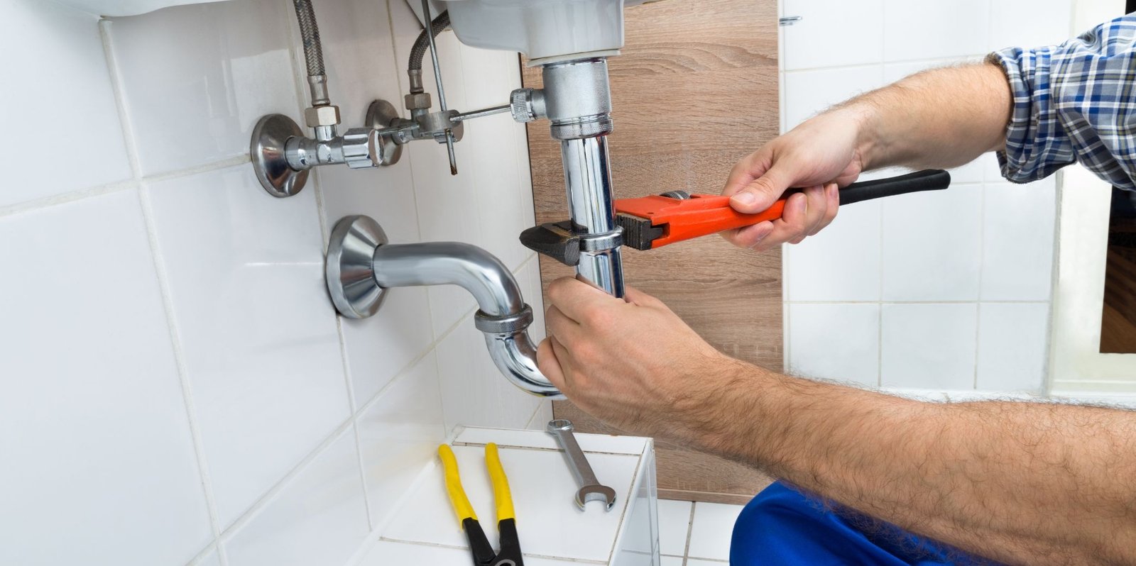 Reasons of choosing professional plumbing services