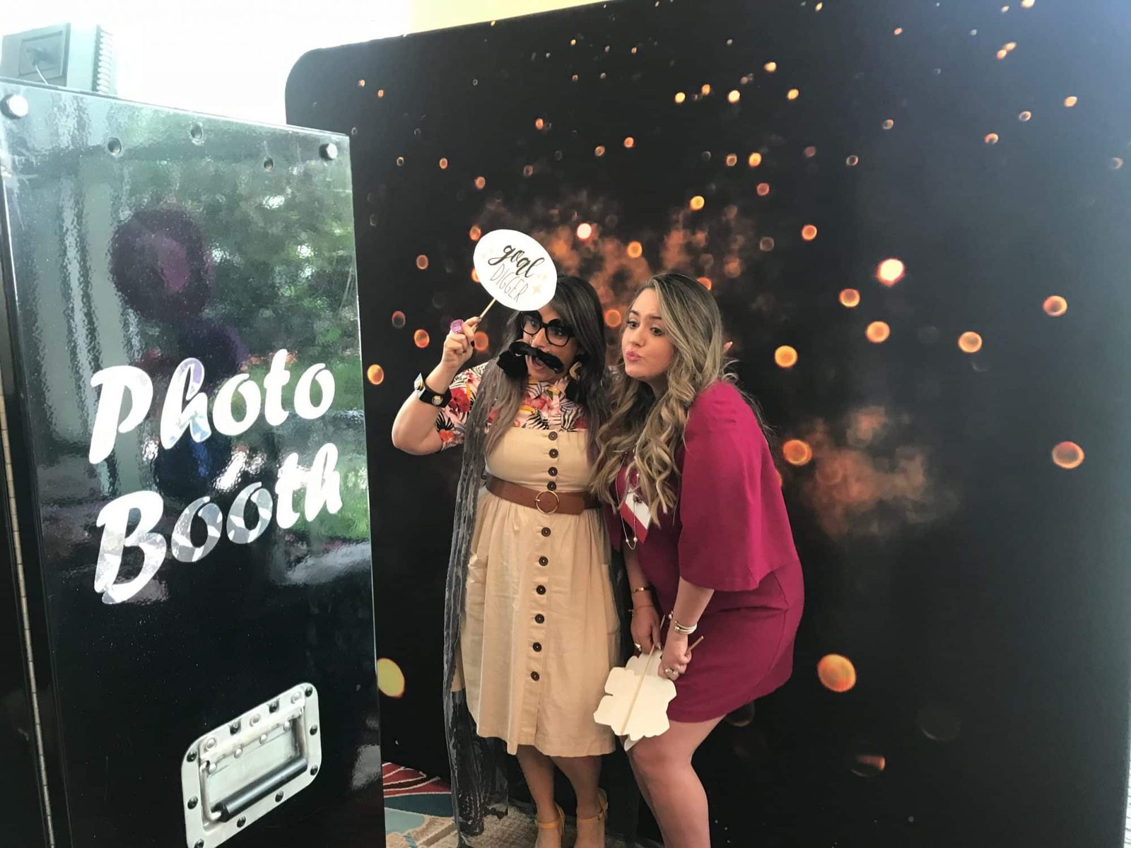 Reasons Why a Photo Booth is the Best Form of Business Promotion
